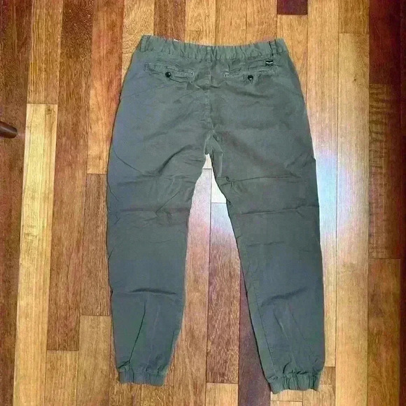 Jack & Jones | Men’s army green cargo pant size 34/34 - Picture 2 of 4